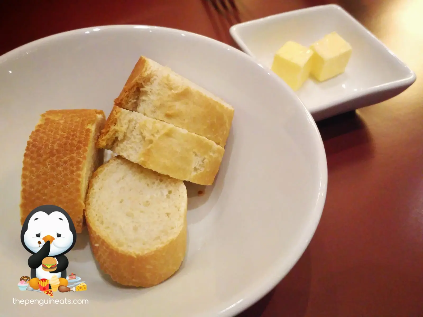 A La Bouffe Bar & Bistro — photo 4