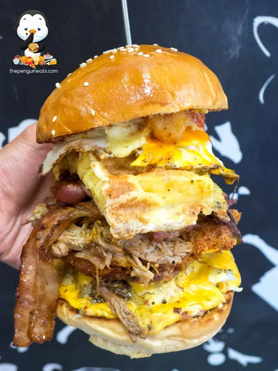 Heroes Burger Diner — photo 11