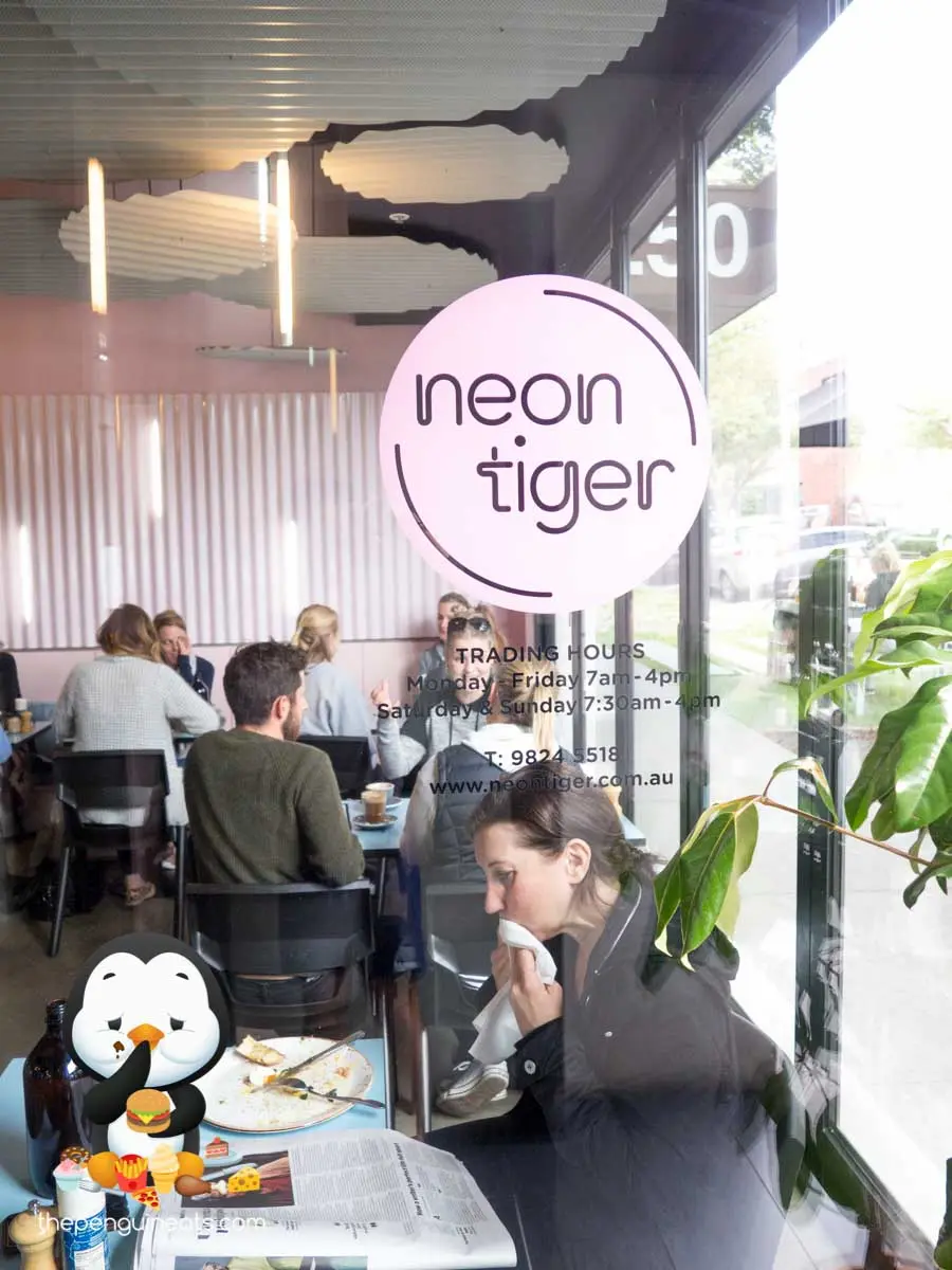 Neon Tiger — photo 3